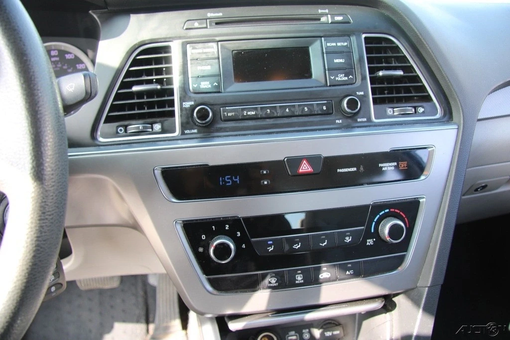 2015 Hyundai Sonata - Image 15 of 21