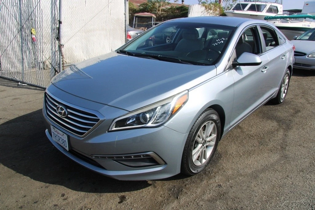 2015 Hyundai Sonata - Image 2 of 21