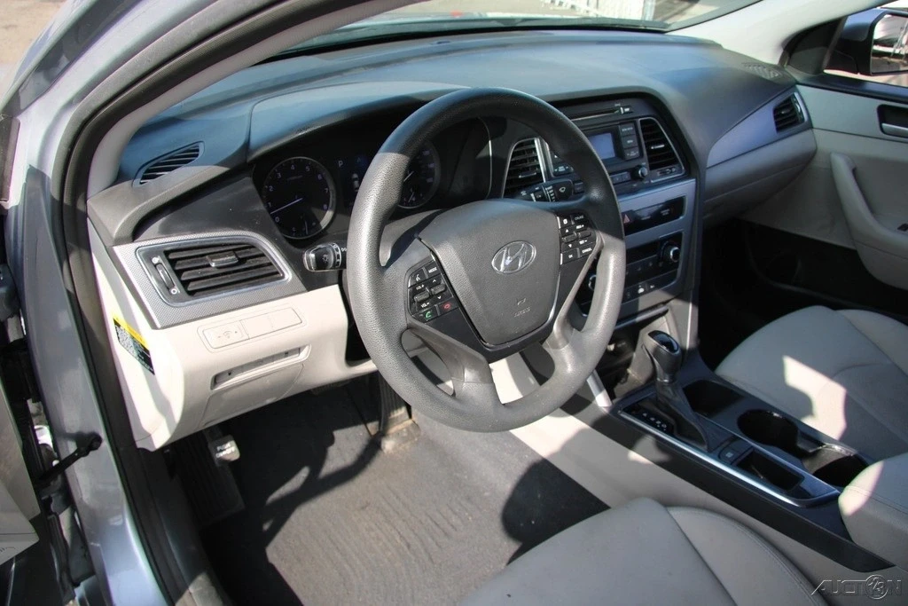 2015 Hyundai Sonata - Image 12 of 21