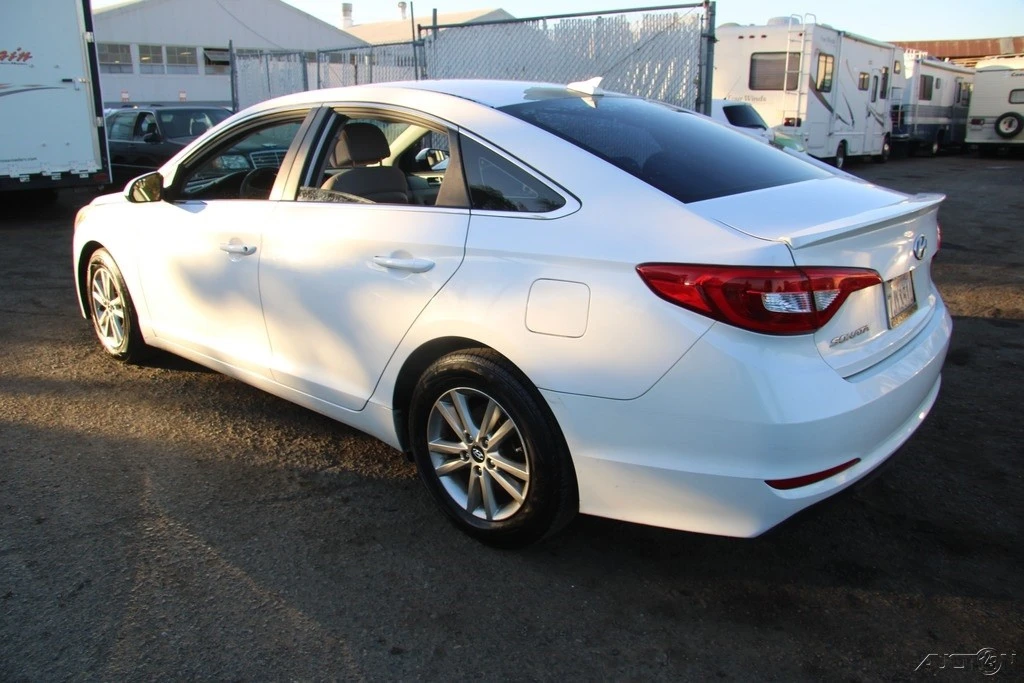 2015 Hyundai Sonata - Image 6 of 21