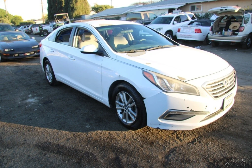 2015 Hyundai Sonata - Image 2 of 21