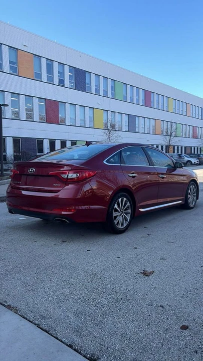 2015 Hyundai Sonata - Image 2 of 11