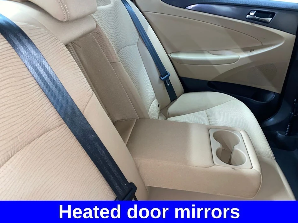 2015 Hyundai Sonata - Image 9 of 12