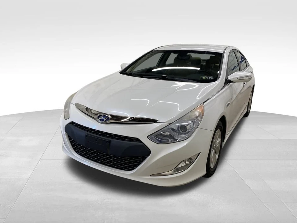 2015 Hyundai Sonata - Image 2 of 12