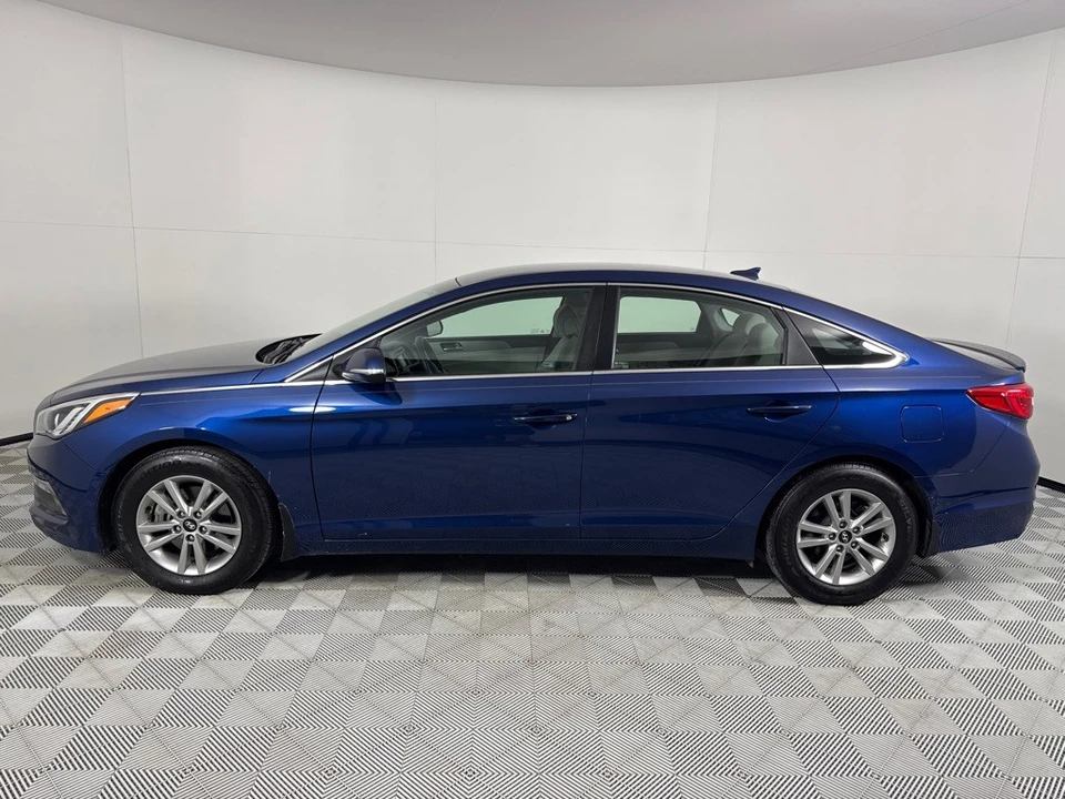 2015 Hyundai Sonata - Image 7 of 12