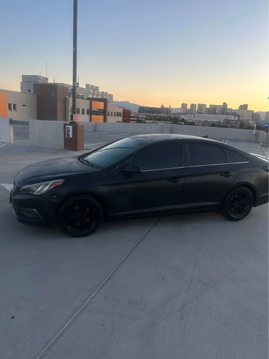 2015 Hyundai Sonata - Image 2 of 9