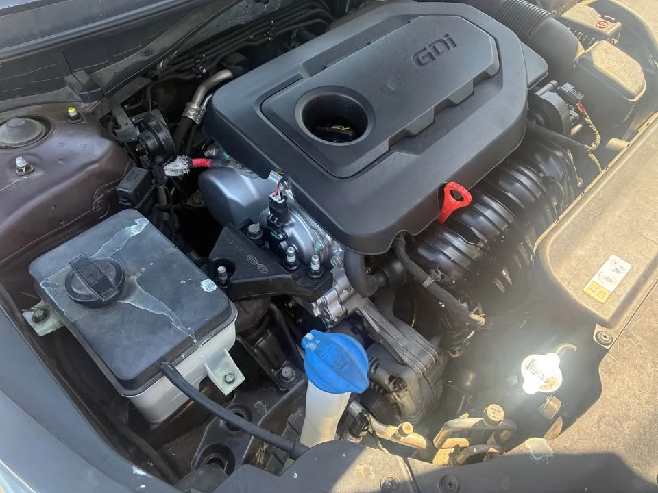 2015 Hyundai Sonata - Image 6 of 9