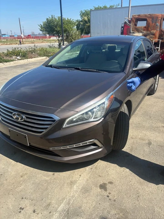 2015 Hyundai Sonata - Image 4 of 9