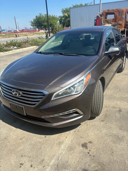 2015 Hyundai Sonata - Image 5 of 9