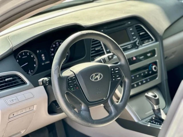 2015 Hyundai Sonata - Image 13 of 21