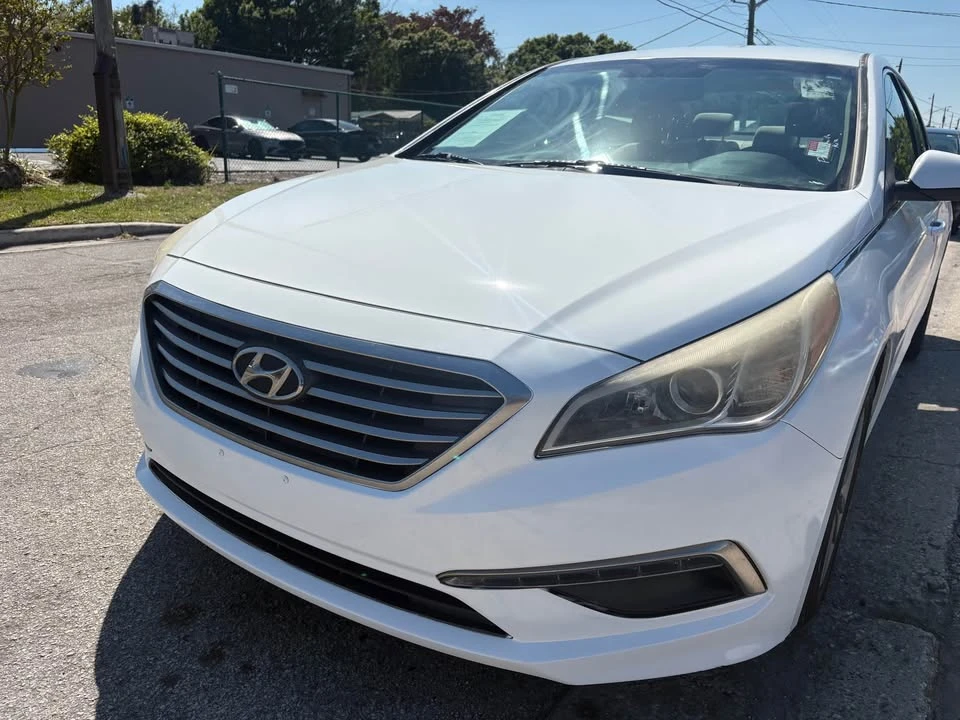 2015 Hyundai Sonata - Image 2 of 5