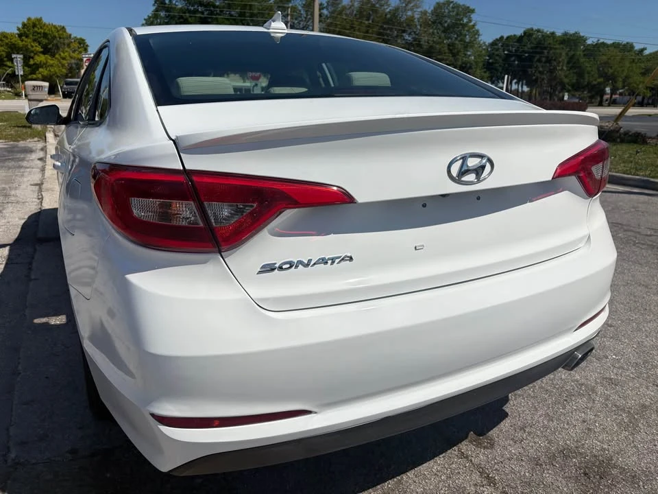 2015 Hyundai Sonata - Image 3 of 5