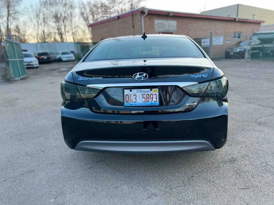 2015 Hyundai Sonata - Image 2 of 11