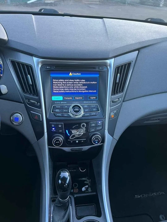 2015 Hyundai Sonata - Image 9 of 11