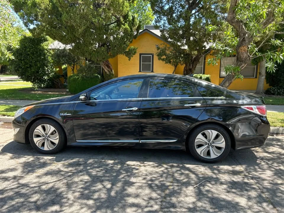 2015 Hyundai Sonata - Image 3 of 9
