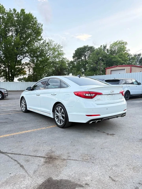 2015 Hyundai Sonata - Image 13 of 19
