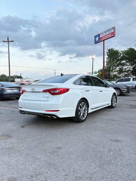 2015 Hyundai Sonata - Image 12 of 19