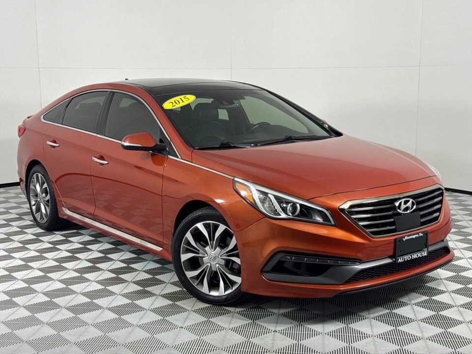 2015 Hyundai Sonata - Image 2 of 12