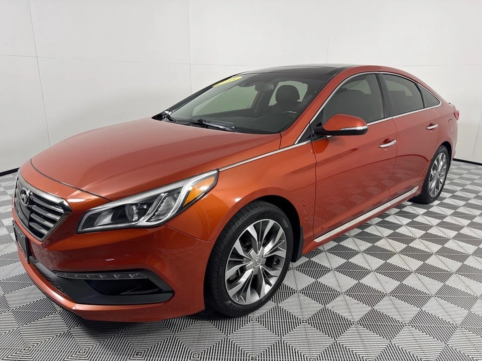 2015 Hyundai Sonata - Image 10 of 12