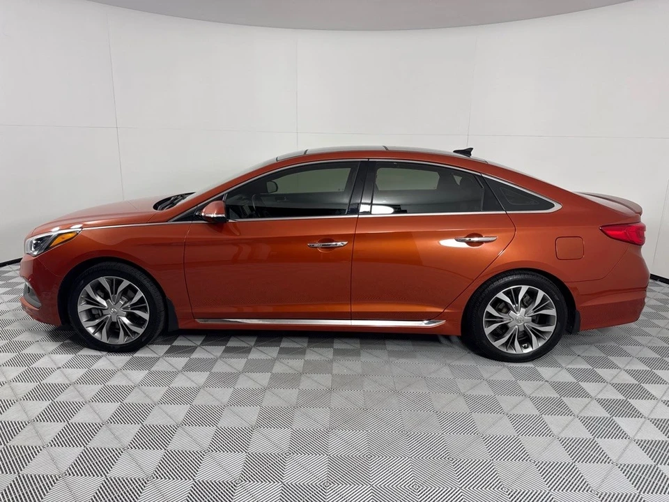 2015 Hyundai Sonata - Image 9 of 12