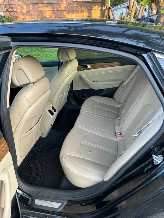2015 Hyundai Sonata - Image 8 of 13