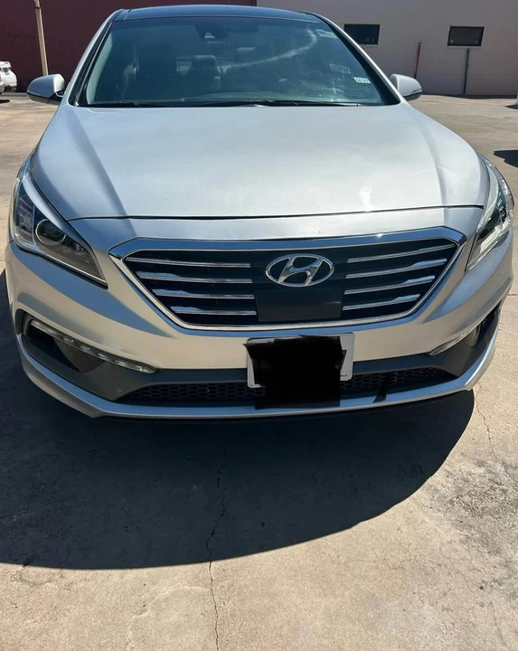 2015 Hyundai Sonata - Image 2 of 12