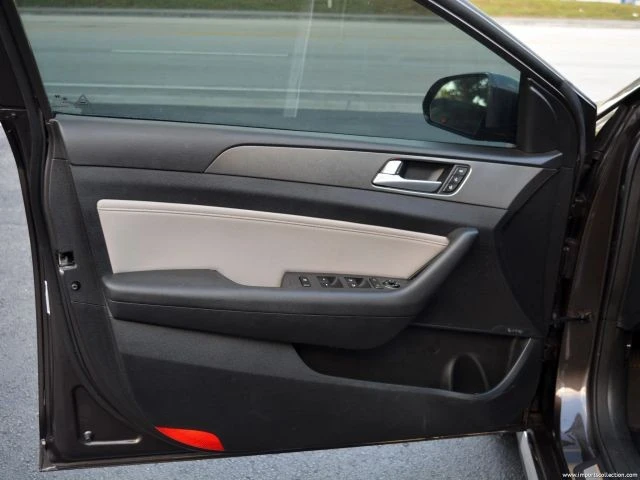 2015 Hyundai Sonata - Image 11 of 12
