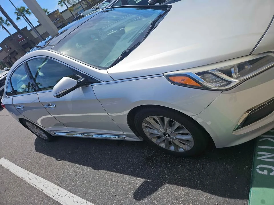 2015 Hyundai Sonata - Image 2 of 10