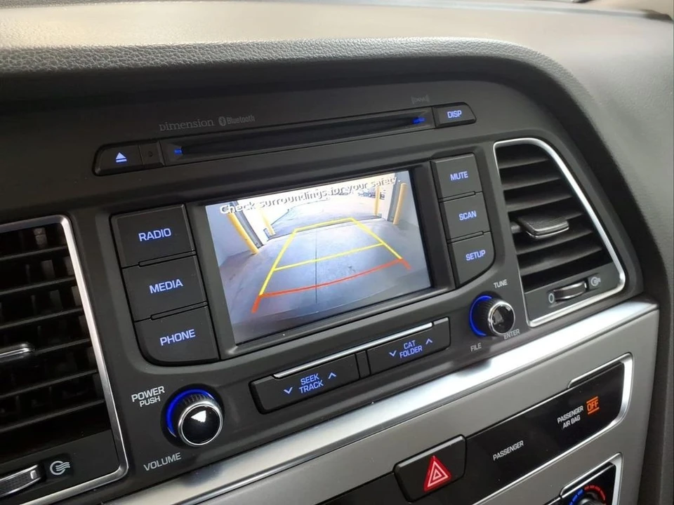 2015 Hyundai Sonata - Image 8 of 21