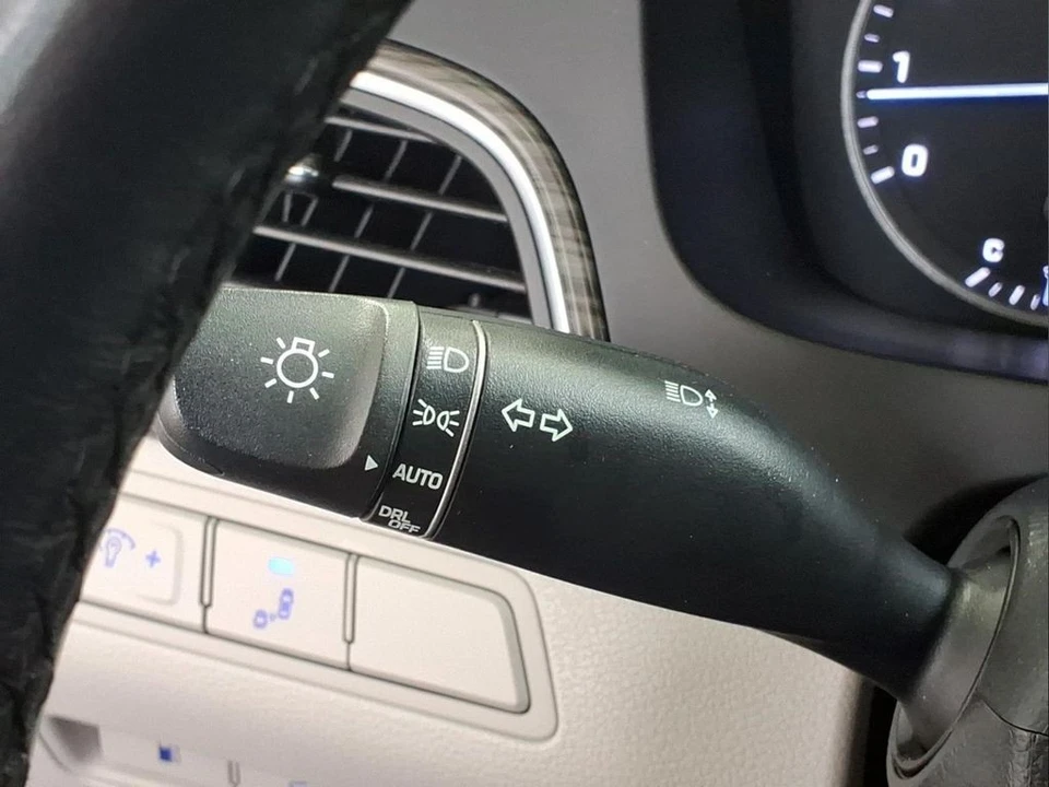 2015 Hyundai Sonata - Image 19 of 21