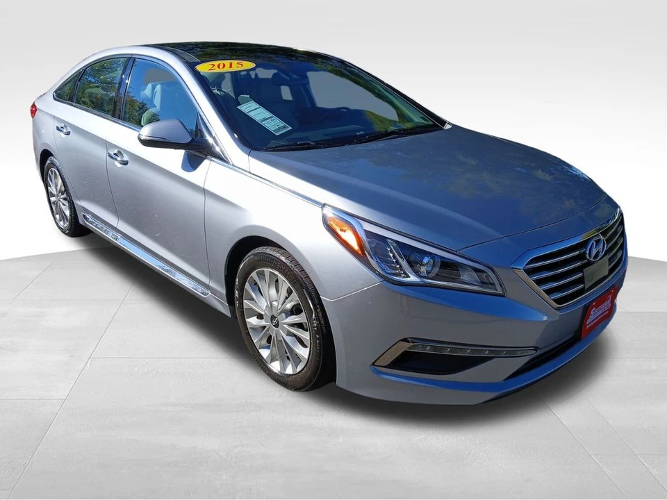 2015 Hyundai Sonata - Image 8 of 12