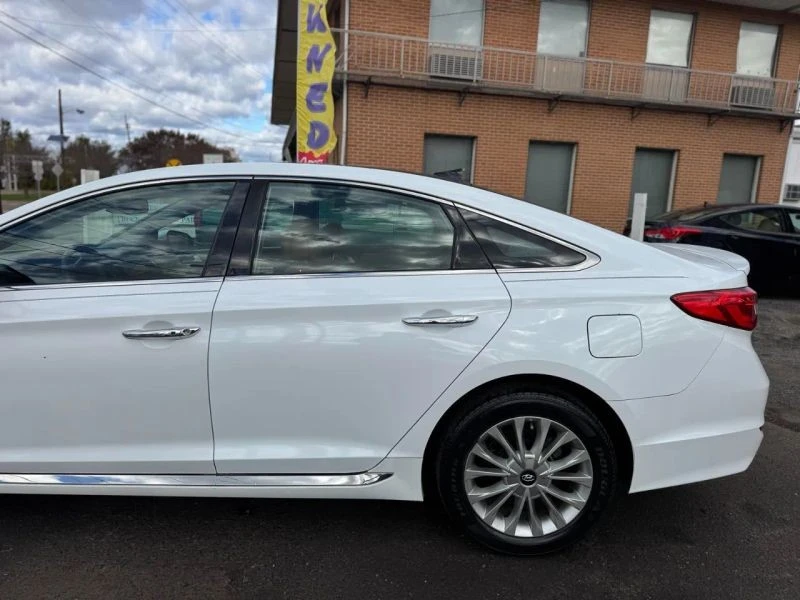 2015 Hyundai Sonata - Image 9 of 12