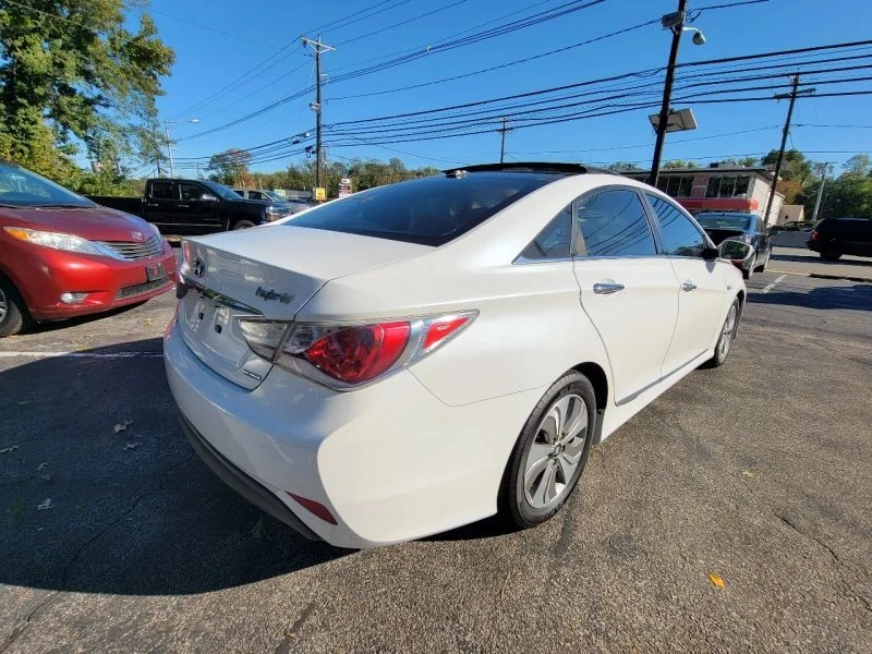 2015 Hyundai Sonata - Image 4 of 12