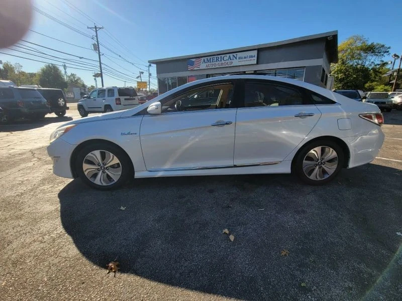 2015 Hyundai Sonata - Image 2 of 12