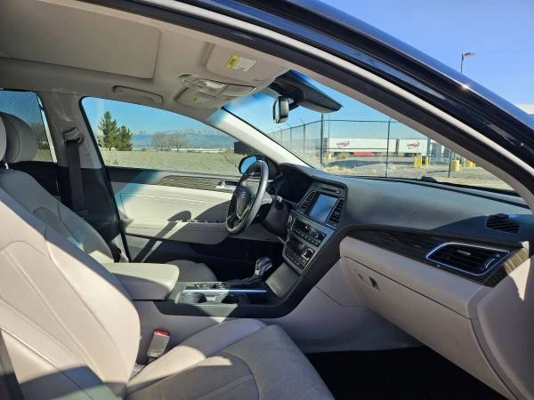 2015 Hyundai Sonata - Image 11 of 16