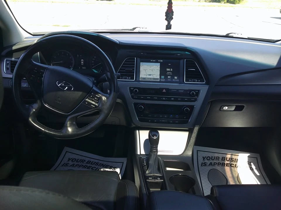 2015 Hyundai Sonata - Image 10 of 19