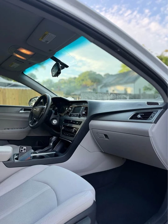 2015 Hyundai Sonata - Image 11 of 16