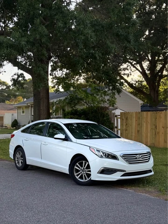 2015 Hyundai Sonata - Image 2 of 16