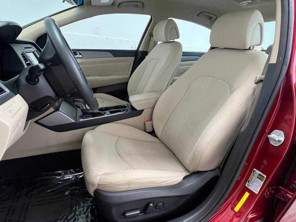 2015 Hyundai Sonata - Image 11 of 20