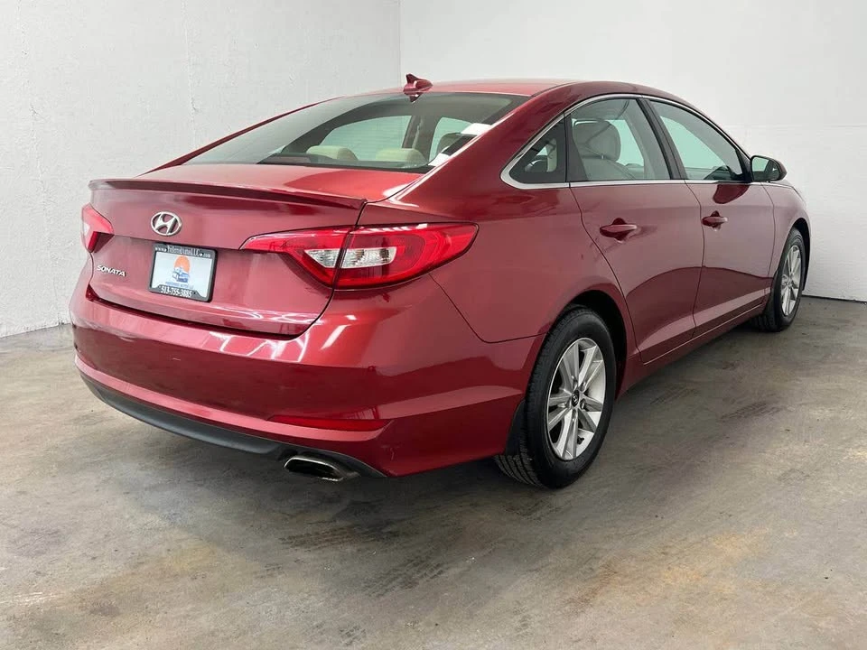 2015 Hyundai Sonata - Image 5 of 20