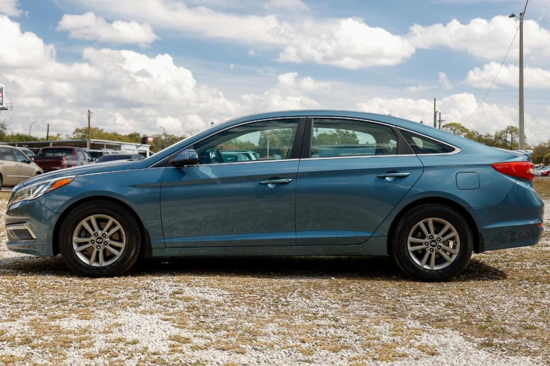 2015 Hyundai Sonata - Image 3 of 12