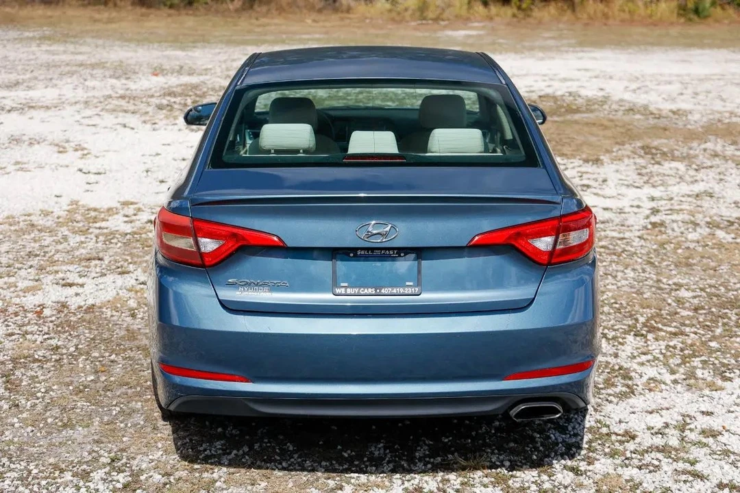 2015 Hyundai Sonata - Image 7 of 12