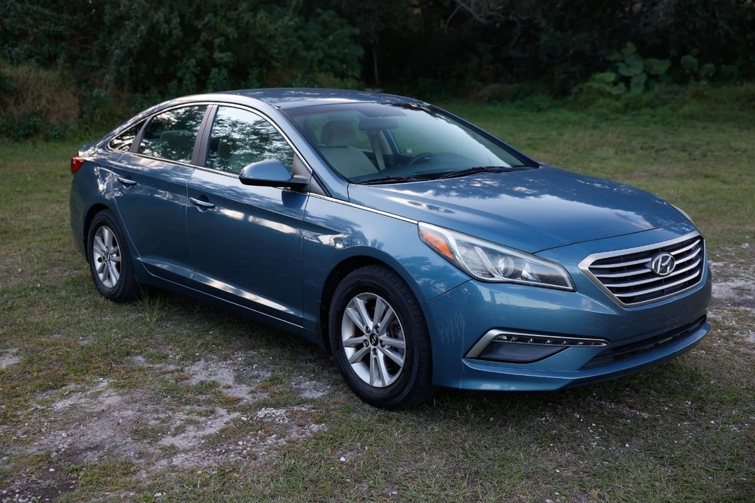 2015 Hyundai Sonata - Image 15 of 21