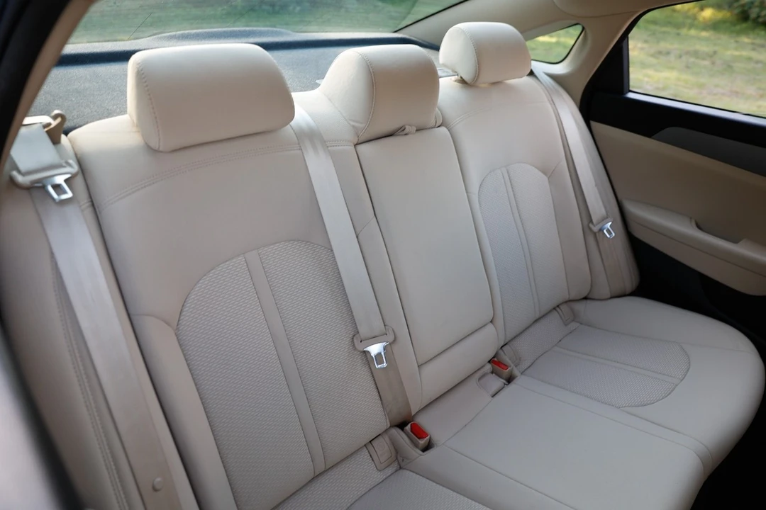 2015 Hyundai Sonata - Image 14 of 21