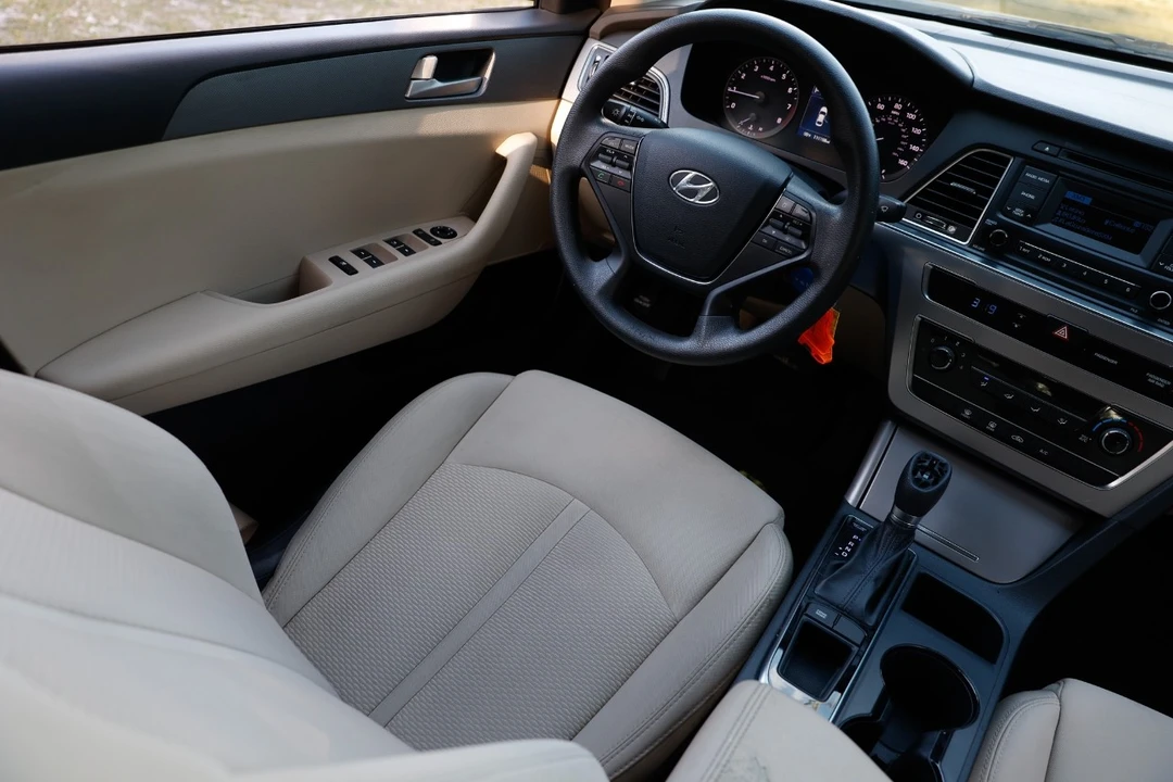 2015 Hyundai Sonata - Image 20 of 21