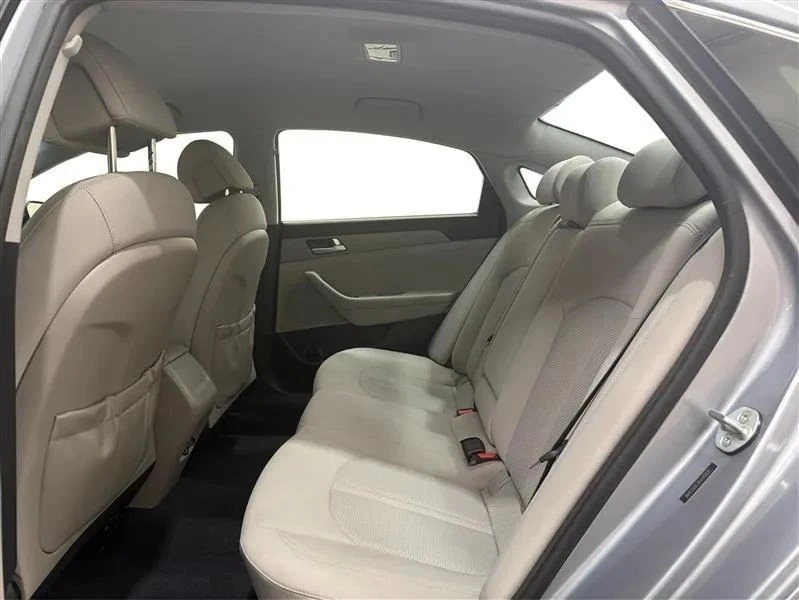 2015 Hyundai Sonata - Image 10 of 12