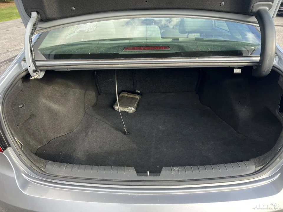 2015 Hyundai Sonata - Image 10 of 12