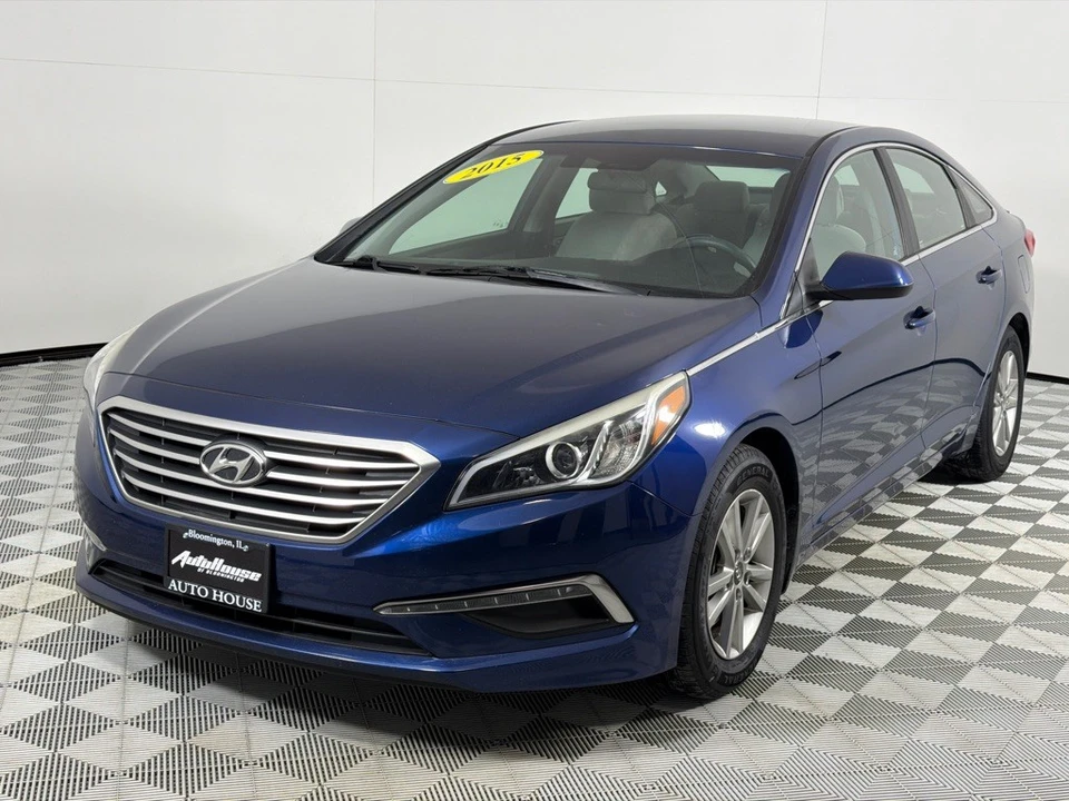 2015 Hyundai Sonata - Image 8 of 12