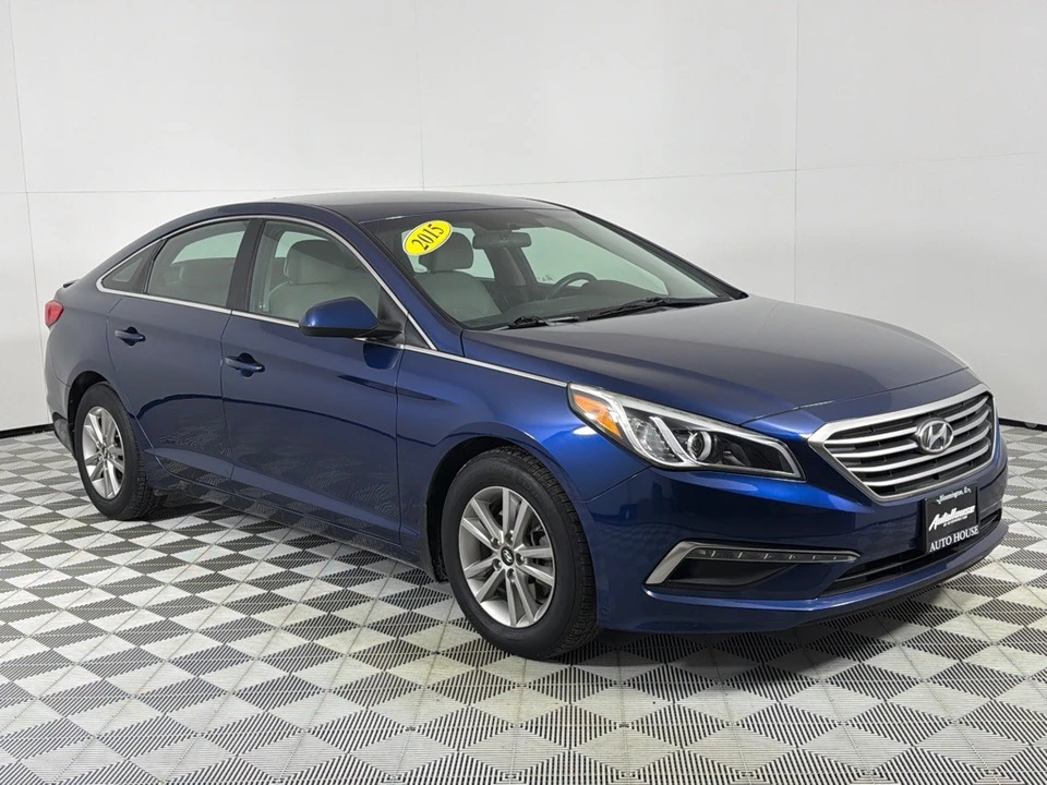 2015 Hyundai Sonata - Image 3 of 12