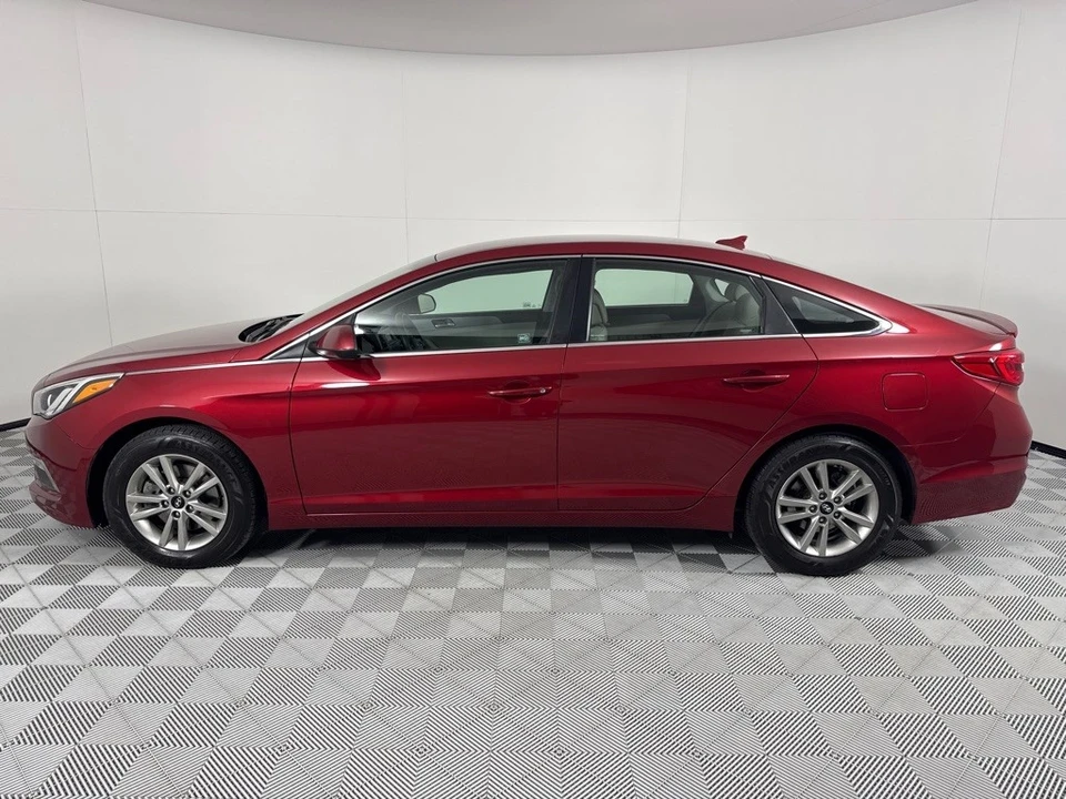 2015 Hyundai Sonata - Image 7 of 12